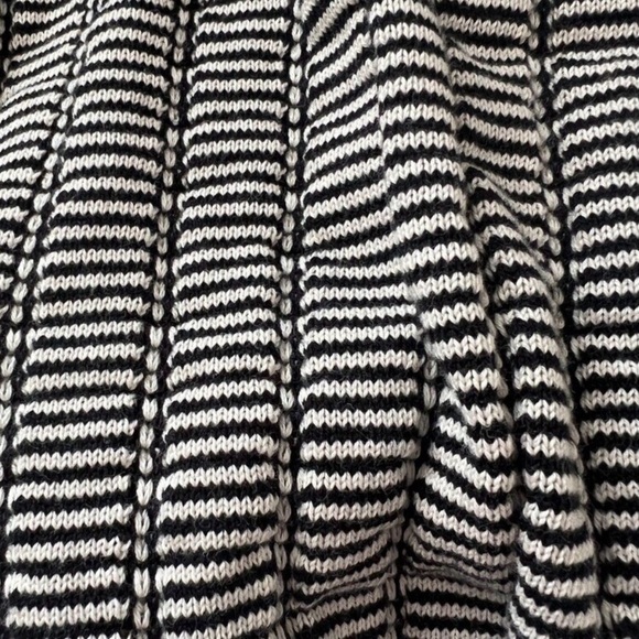 NWT SKFK Euba Sweater in black/ecru - Medium - $135 MSRP - Picture 5 of 7